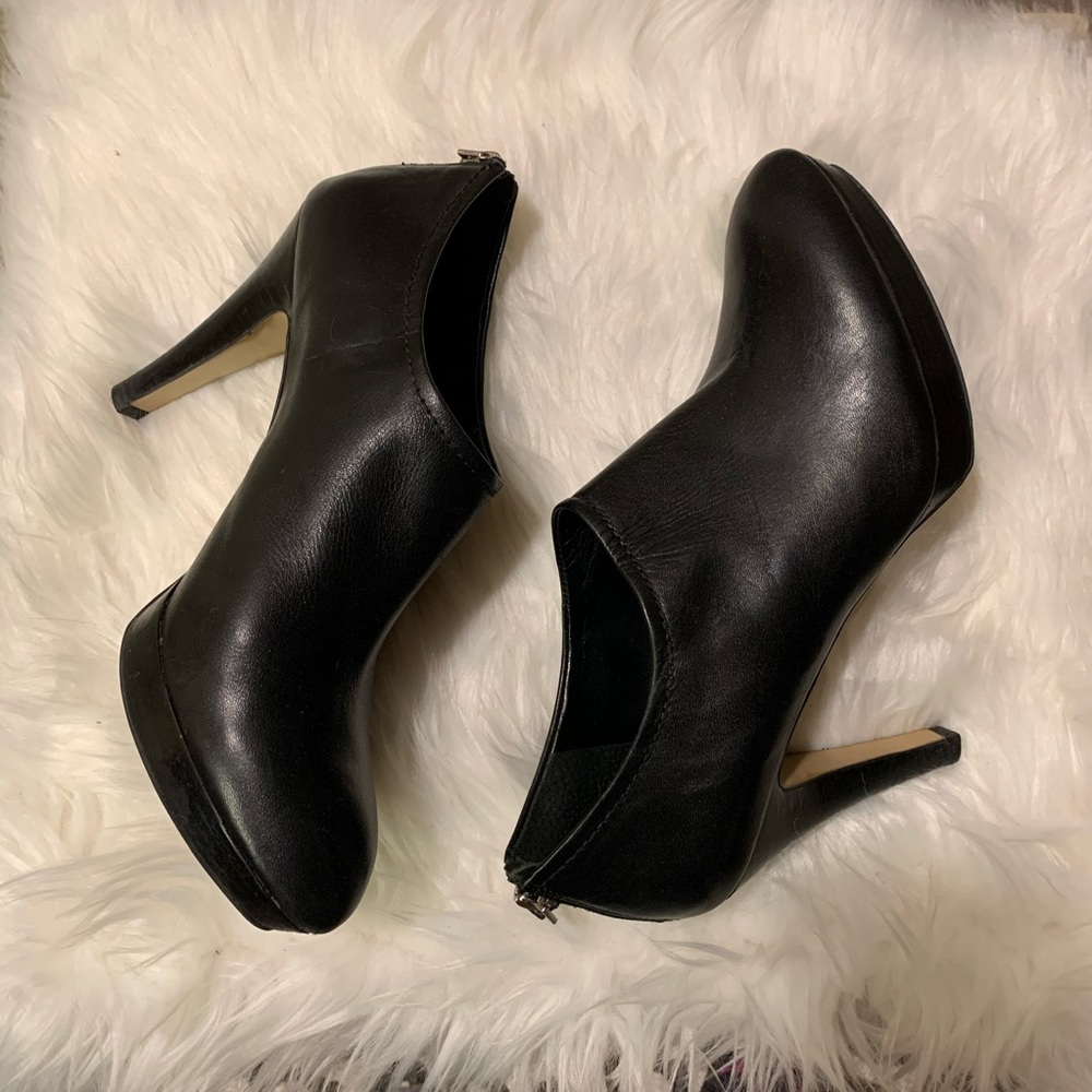 Franco Sarto black Orchid platform bootie 9.5